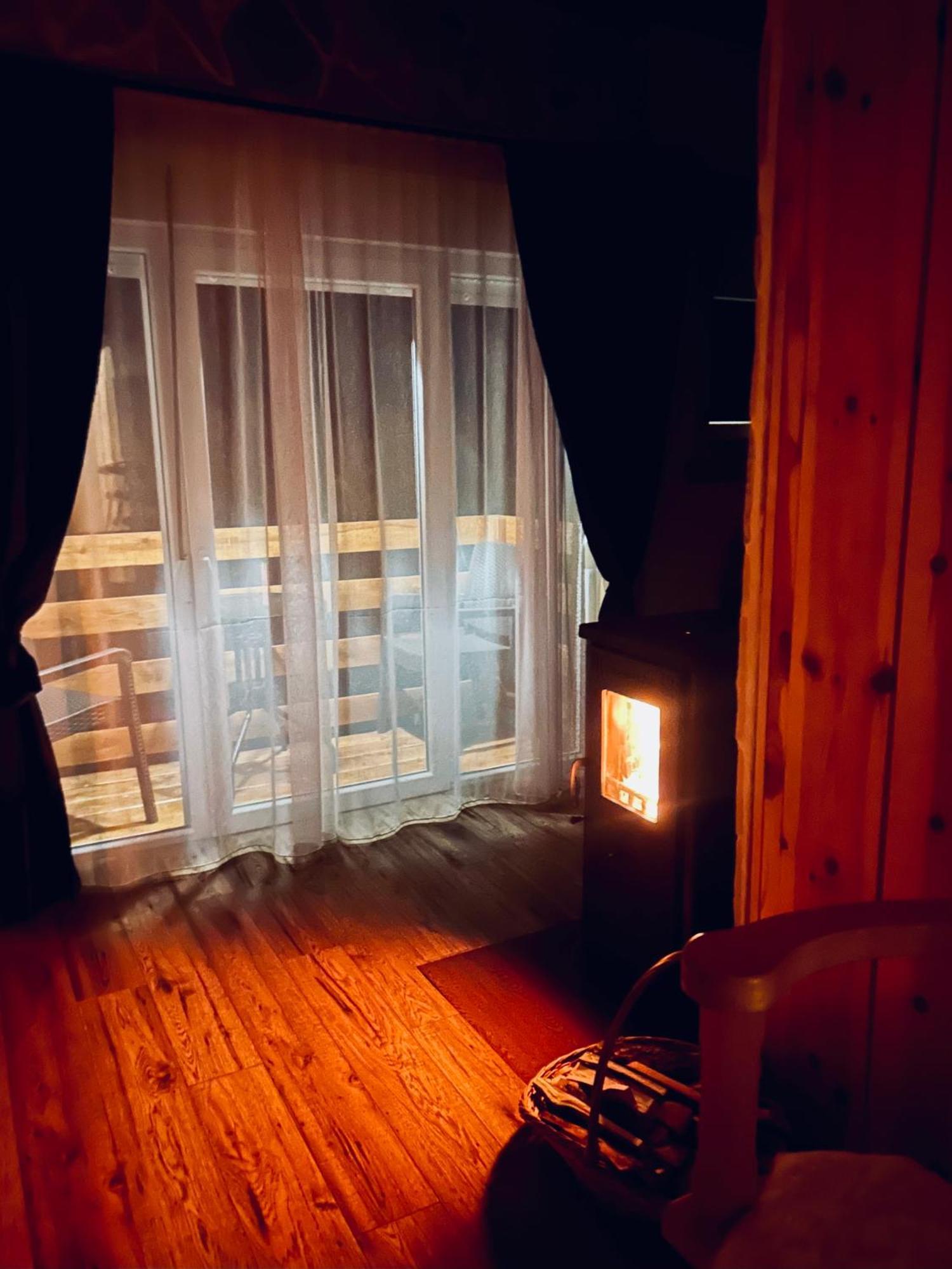 Nomad Lodge Zminica Жабляк Экстерьер фото