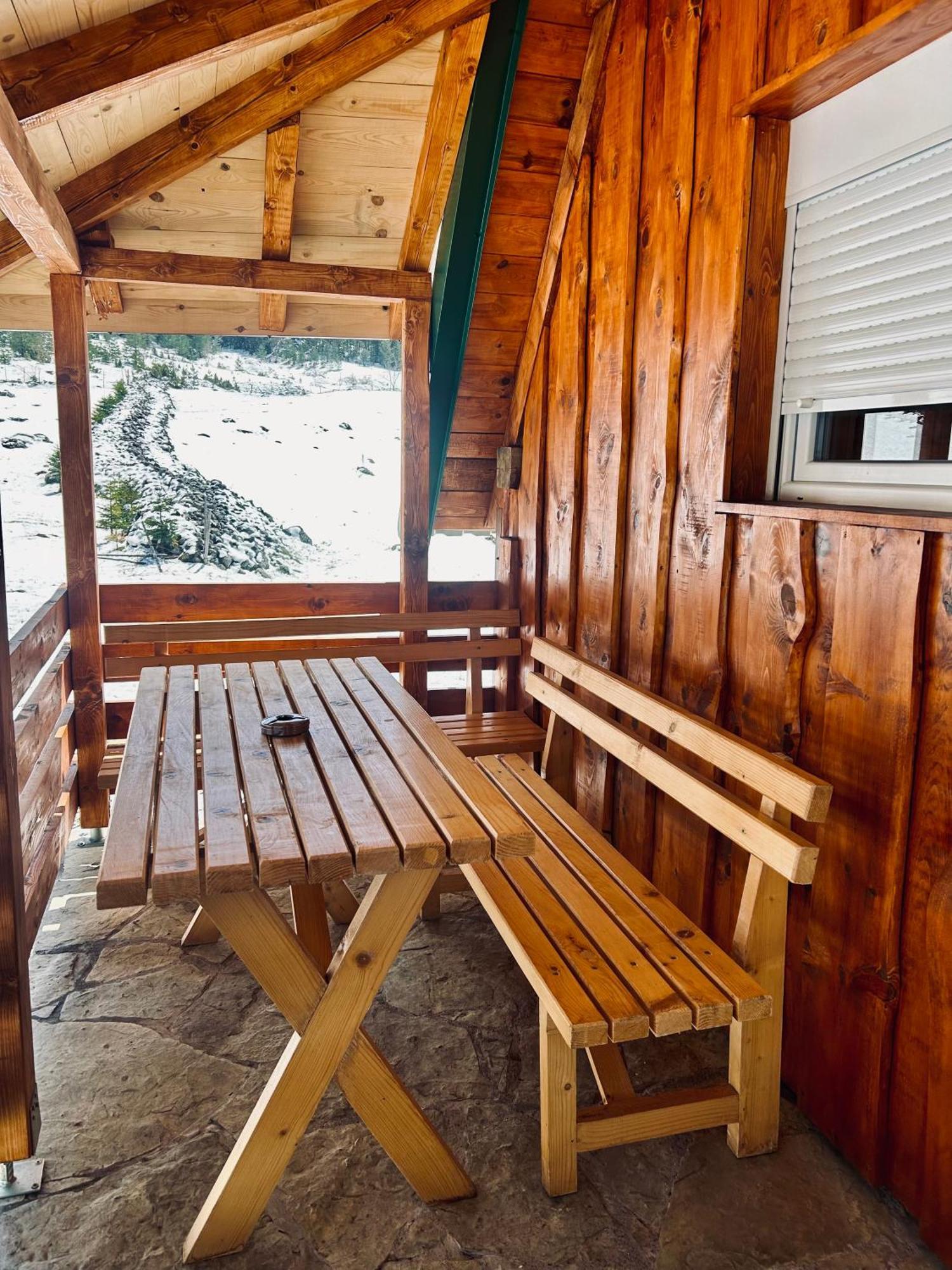 Nomad Lodge Zminica Жабляк Экстерьер фото